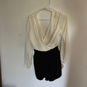 Foreign exchange long sleeve romper size- S
